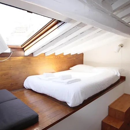 Apartment Under The Dome *